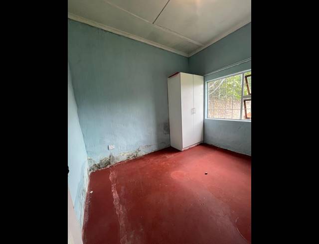 1 BEDROOM PROPERTY TO RENT IN LOMBARDY EAST